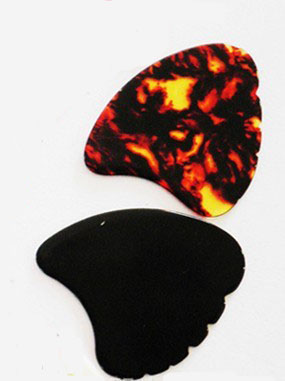 Leaf-Shaped Guitar Picks